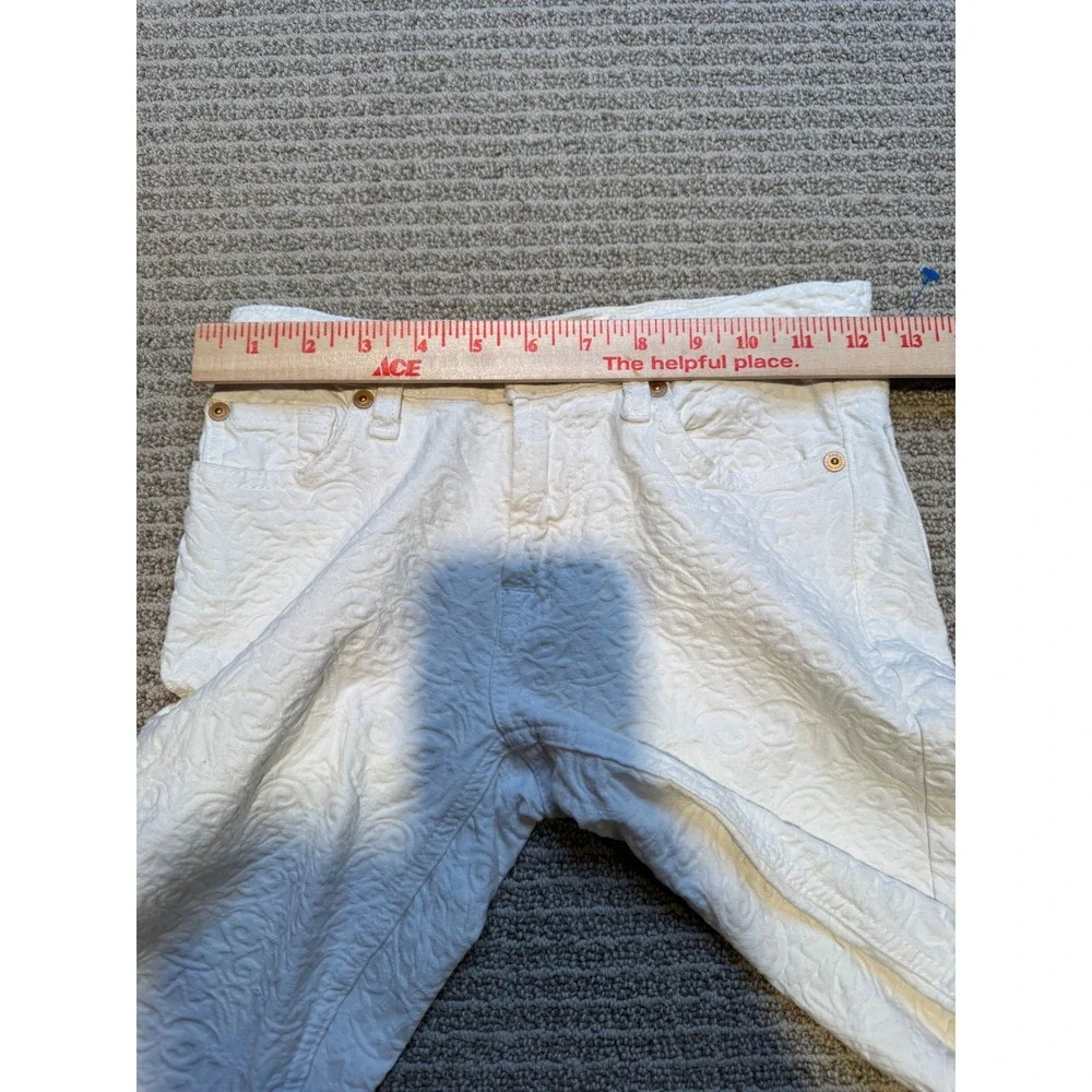 7 For All Mankind‎ White Embossed Skinny Jeans Women's Size 23 Textured Stretch